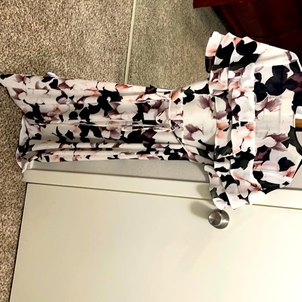 White Floral beautiful dress